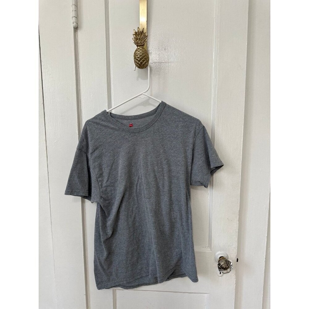 Hanes size large gray t-shirt